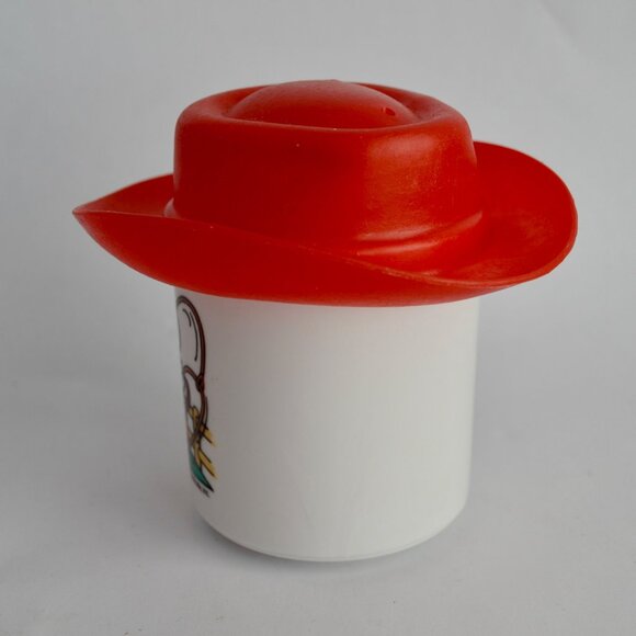 1958 Peanuts Snoopy Cowboy Plastic with Cover Straw Hole Vintage - Picture 4 of 7